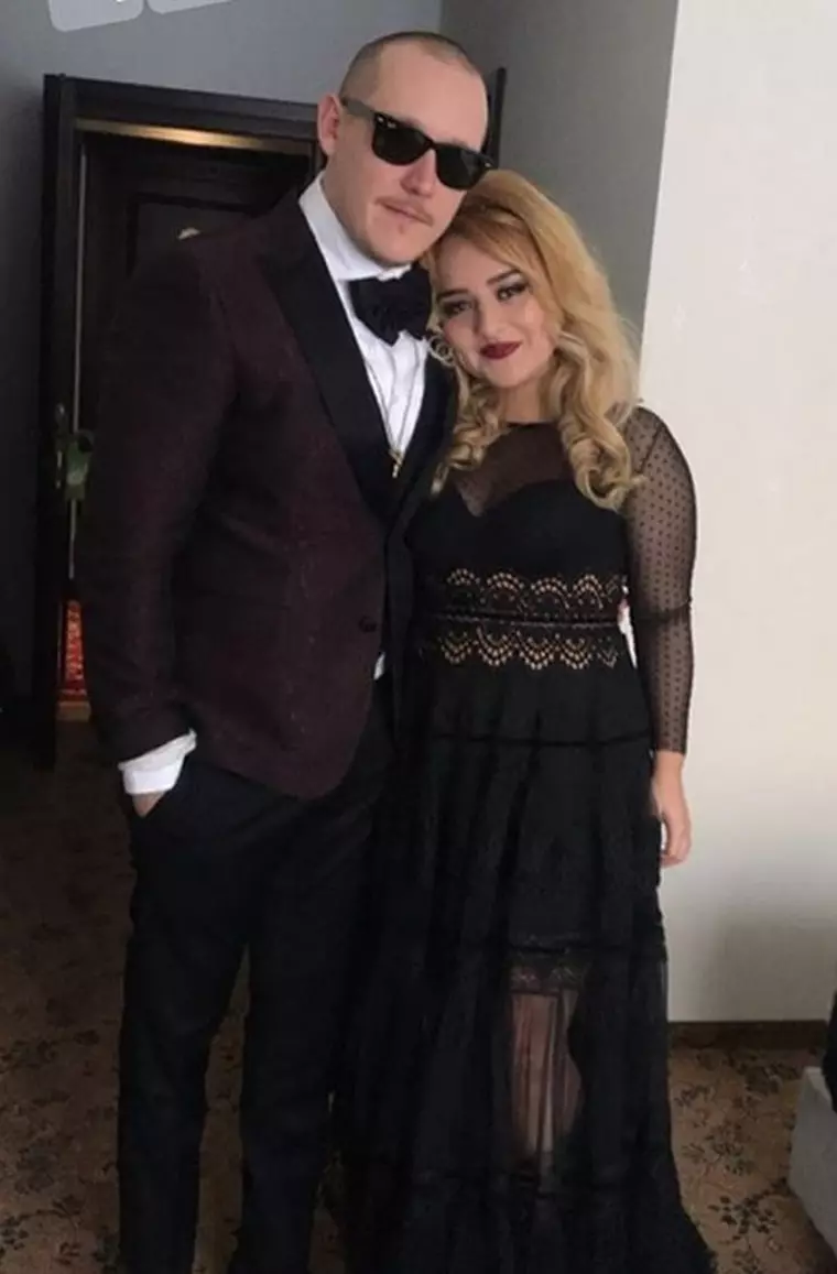 Soția lui What's UP nu este însarcinată