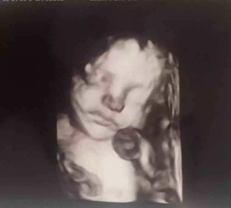 Prima poză cu băieţelul Roxanei Ciuhulescu