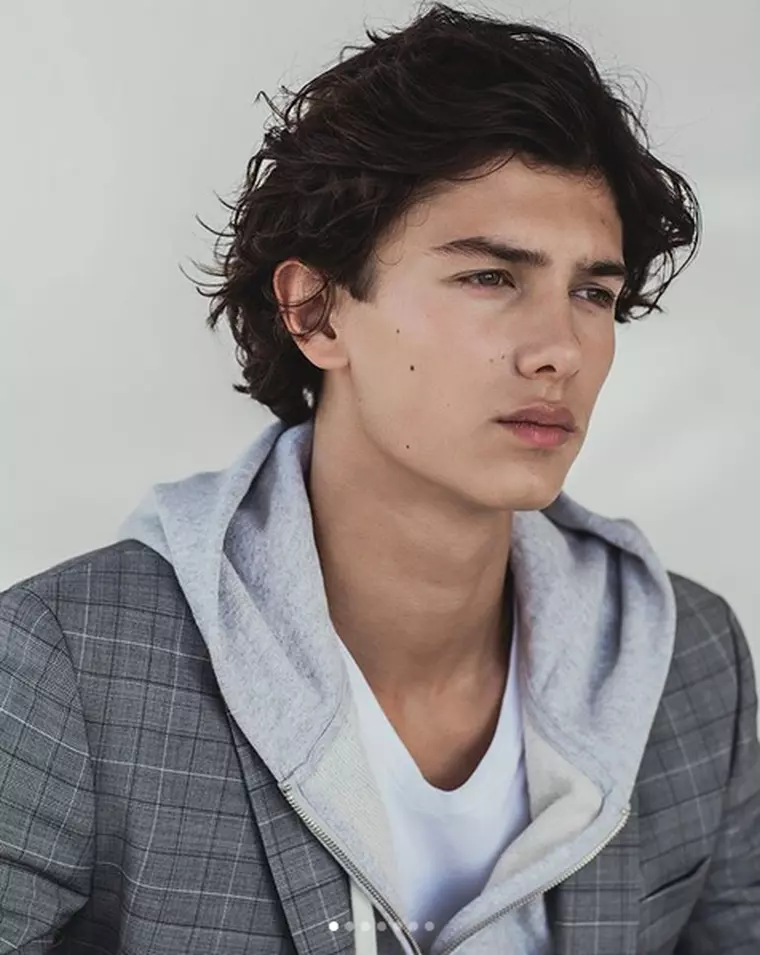 La 18 ani, Prințul Nikolai al Danemarcei s-a lansat în modelling