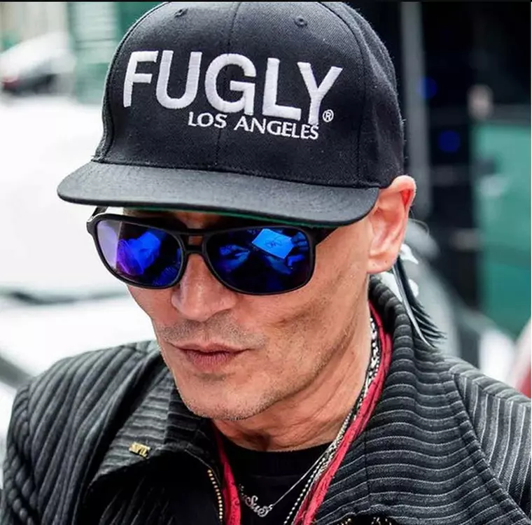 Prietenii sunt îngrijorați din cauza stilului de viață al actorului.