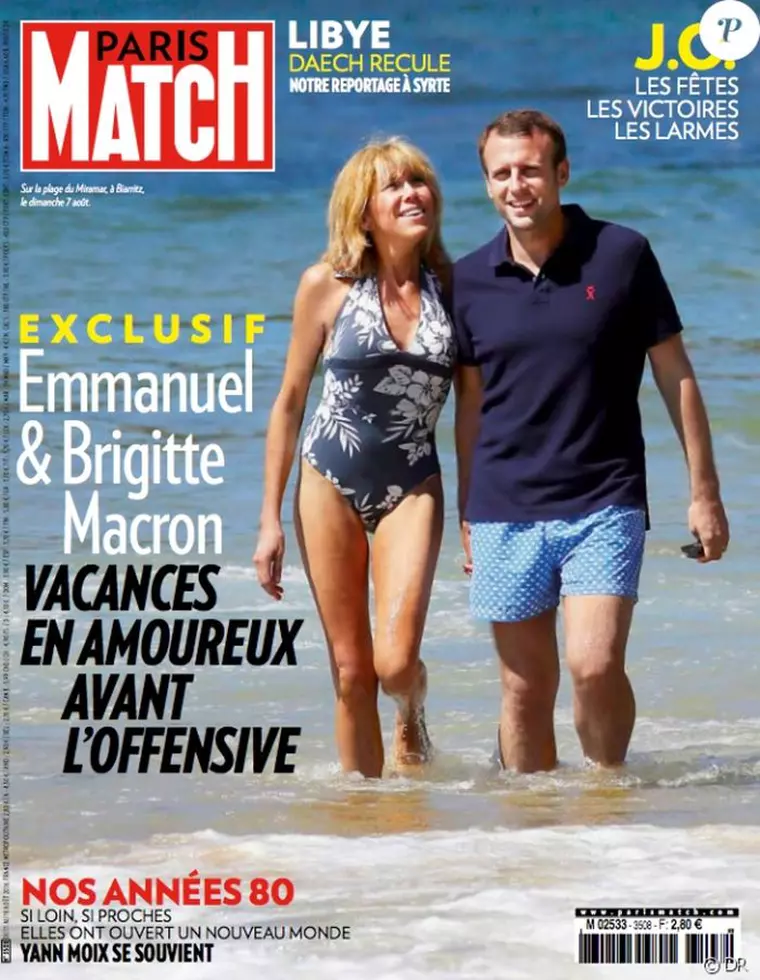 Brigitte Macron, în costum de baie