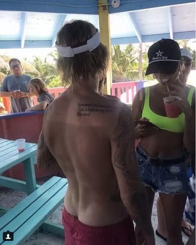 Justin Bieber și Hailey Baldwin s-au logodit. Artistul i-a oferit iubitei sale un inel uriaș.