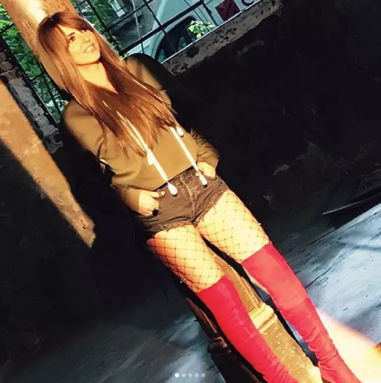 Lavinia Pârva cu părul șaten