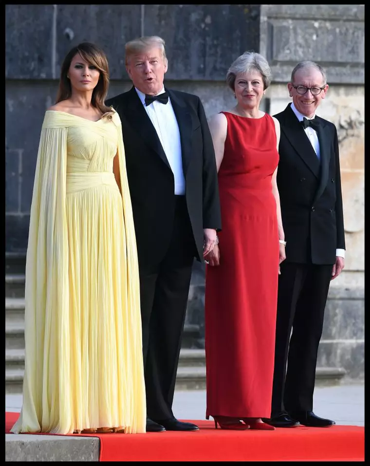 Outfiturile Melaniei Trump sunt permanent criticate... Cu sau fără motiv.