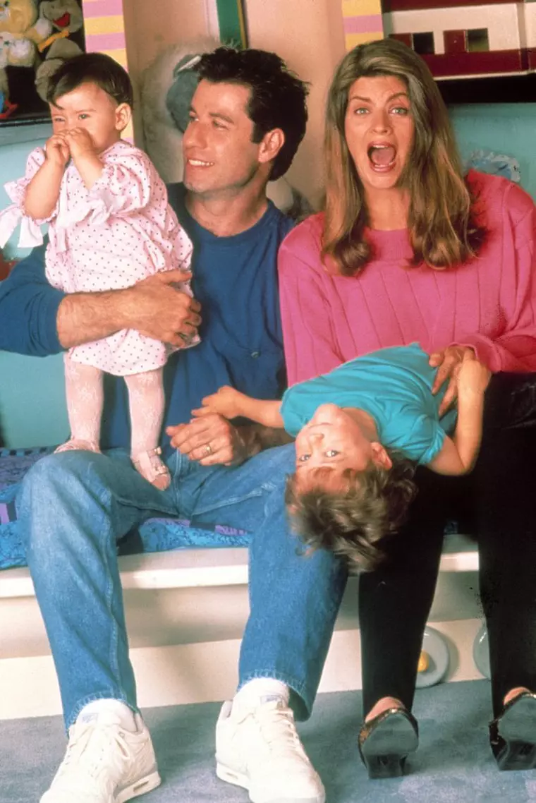 Kirstie Alley susține că l-a iubit pe John Travolta toată viața.