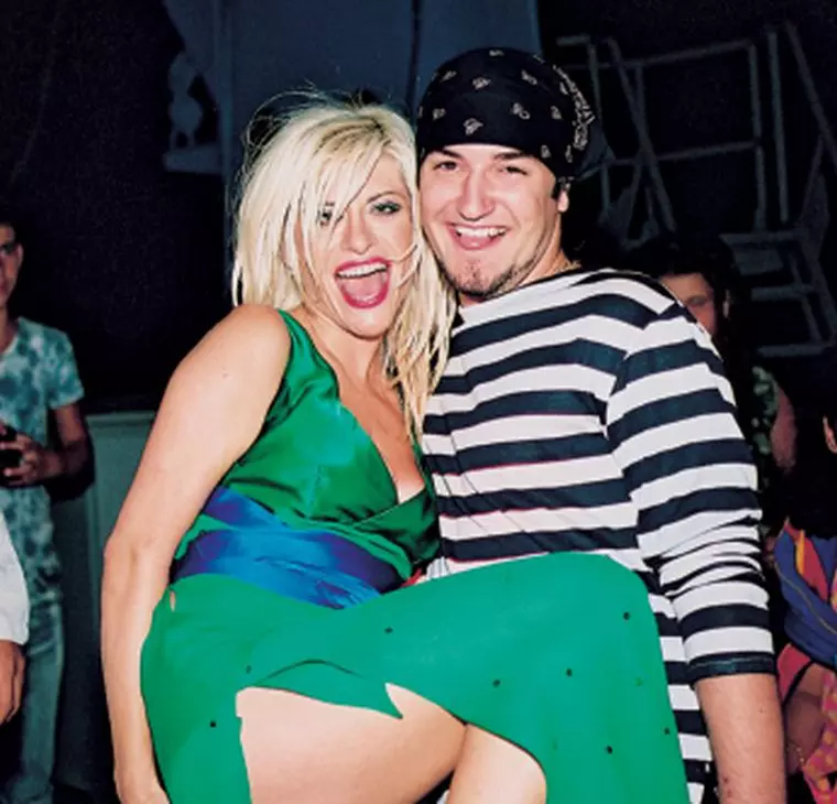 fotografie uitată cu Loredana și Smiley