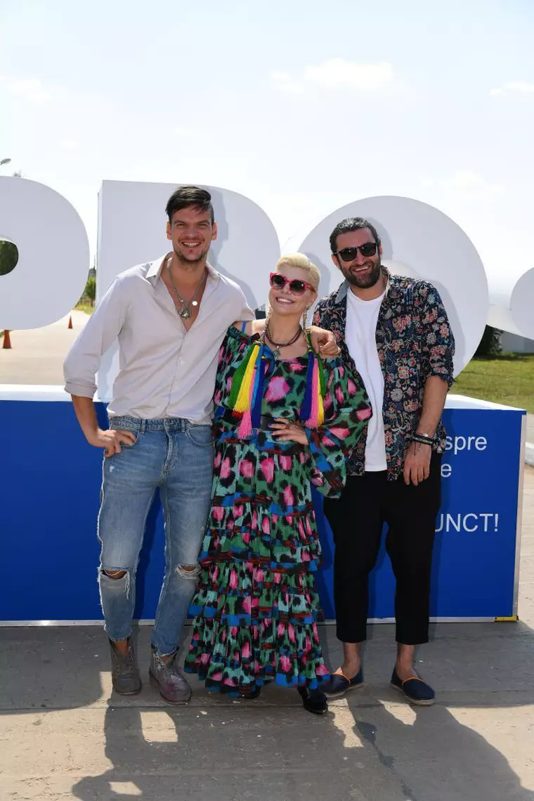 fotografie uitată cu Loredana și Smiley