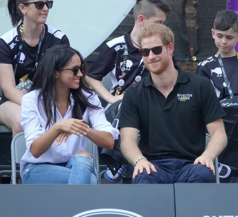 Când vrea, Meghan Markle poate trece neobservată.