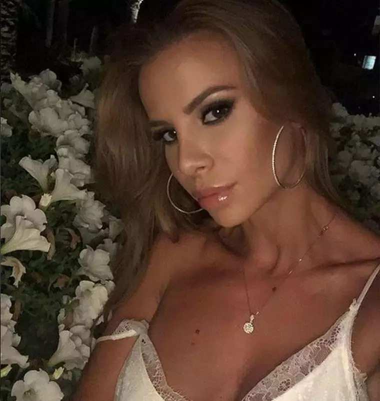 cu ce se ocupă acum Marina Dina