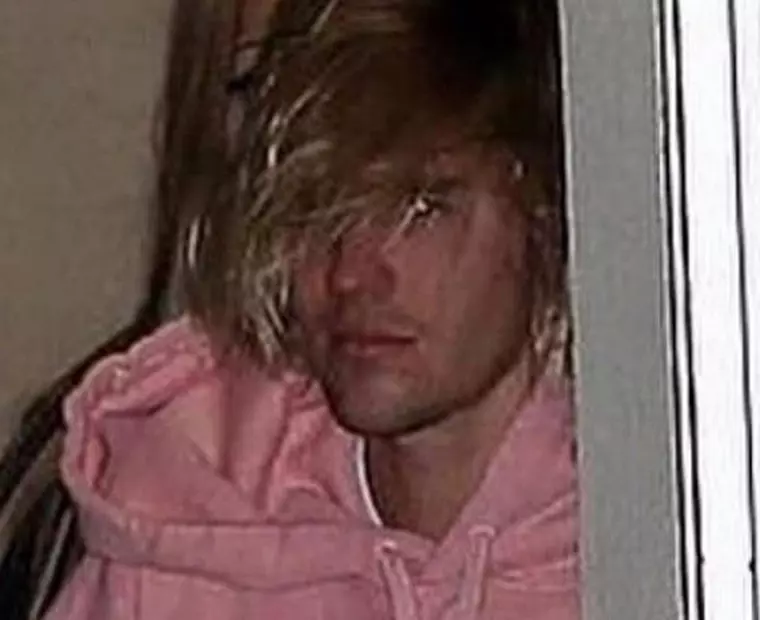 Justin Bieber, greu de recunoscut...