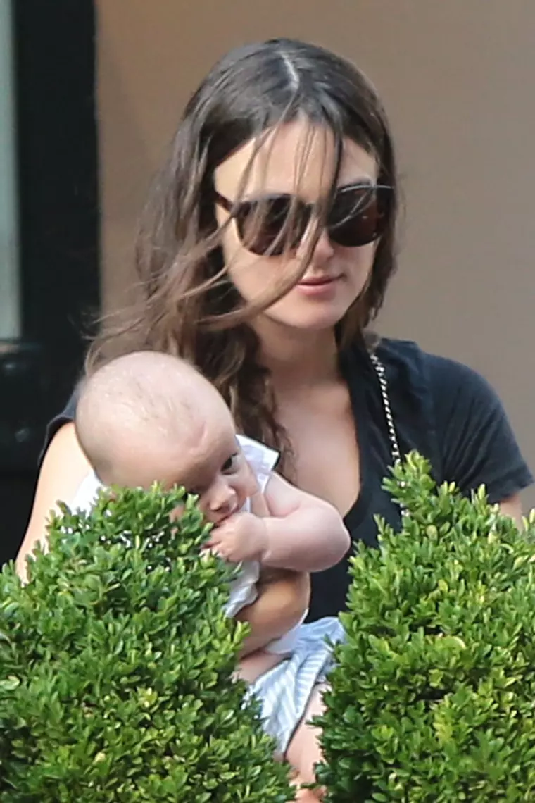 Keira Knightley, alături de fiica ei, acum în vârstă de 3 ani.