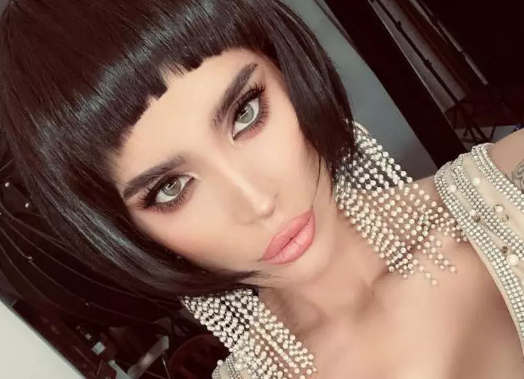 Adelina Pestrițu în costum de baie la trei luni după ce a născut