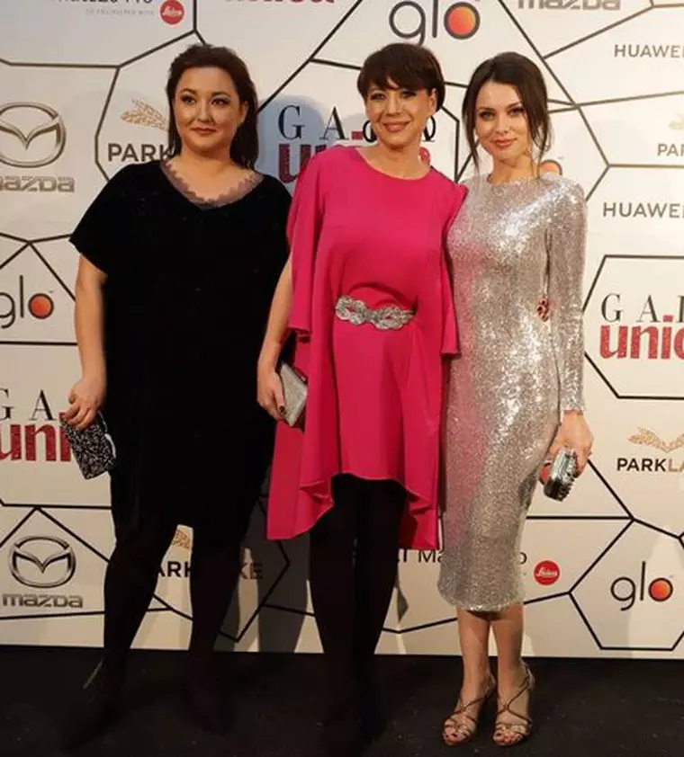 Anca Dumitra Gianina din Las Fierbinti - dreapta, Mirela Opriso - centru, Ecaterina Tugulea -stanga