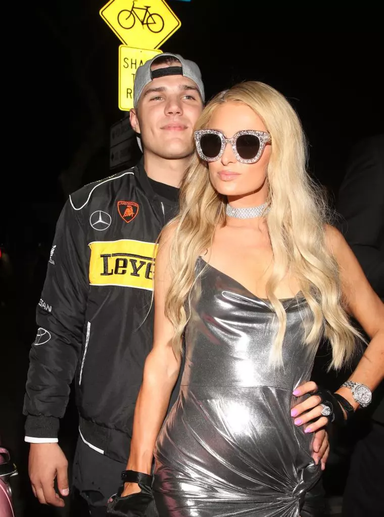 Chris îi cere acum înapoi lui Paris inelul de logodnă în valoare de 2 milioane de dolari. Culmea e că nu el i l-a cumpărat!