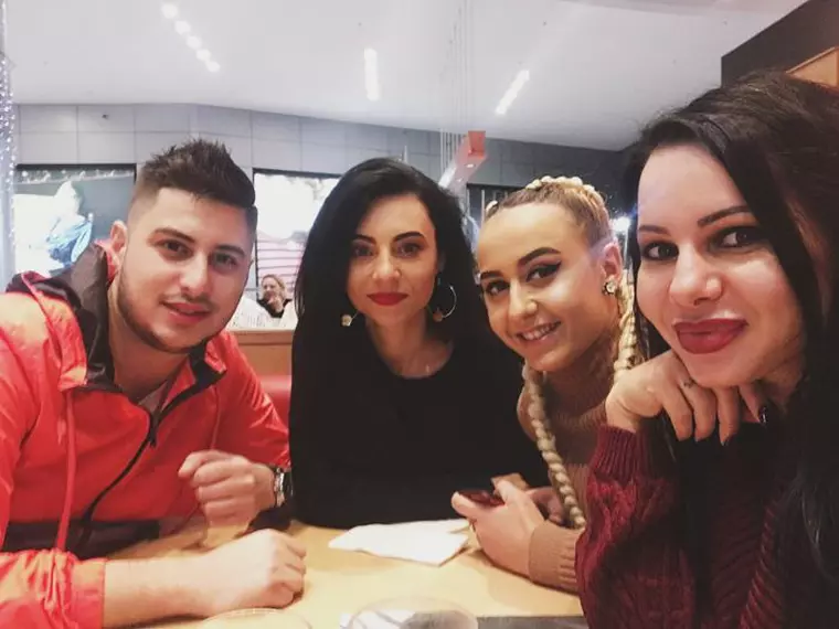 Răzvan și Cati de la Insula iubirii au rămas împreună