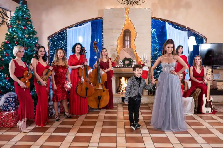 Claudia Pavel și fiul ei, Noah