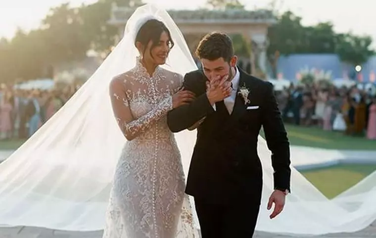 Priyanka Chopra și Nick Jonas
