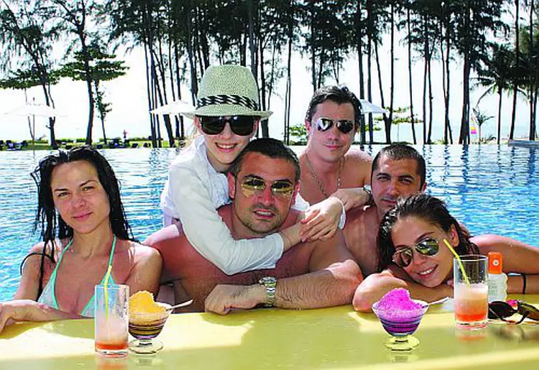 Adela Popescu, Razvan Fodor, Irina, Marius Kalmar,prieteni 