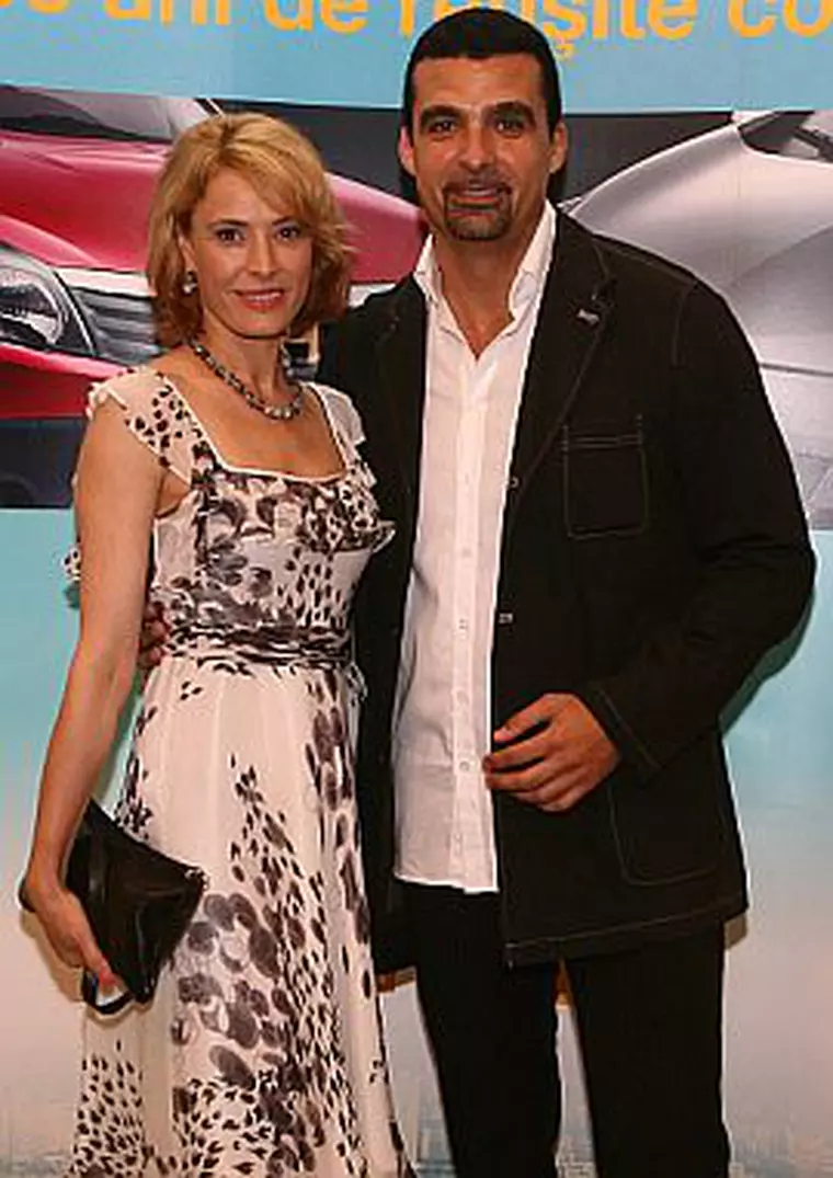 Monica Davidescu, Aurelian Temisan