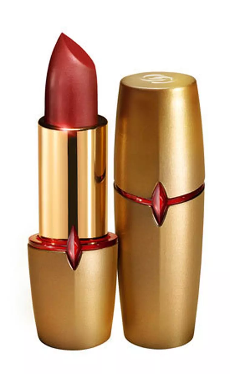 Noul Ruj Giordani Gold Ruby de la Oriflame