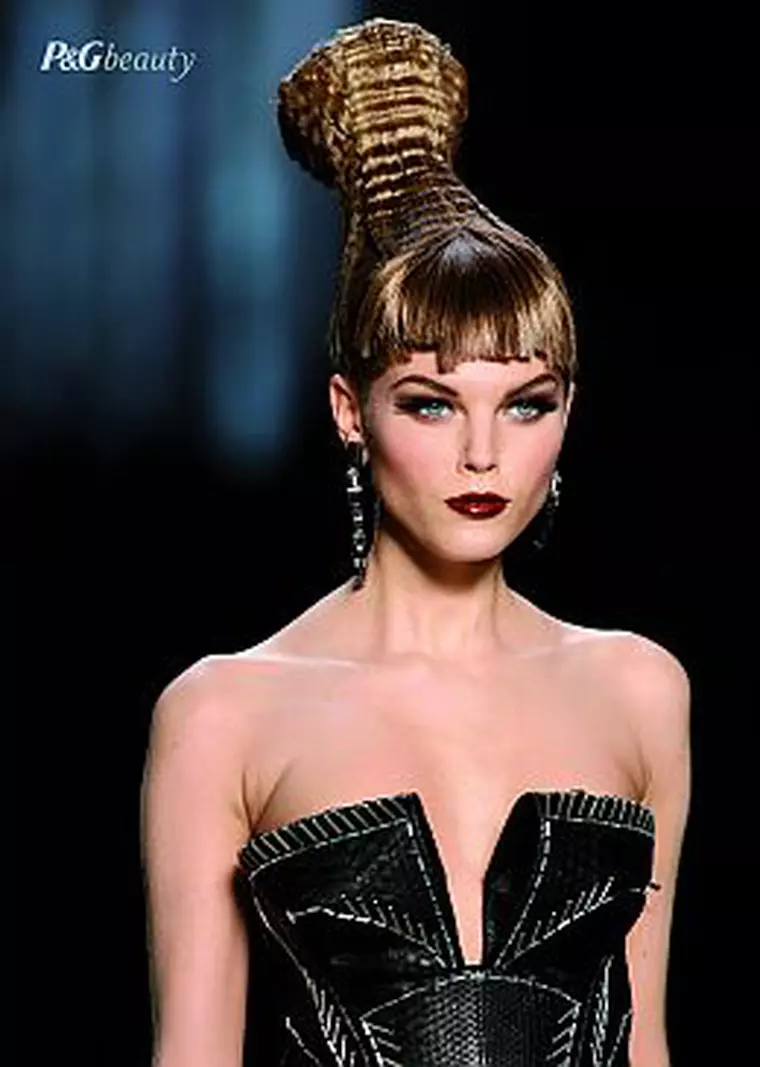 coafura cu textura pronuntata