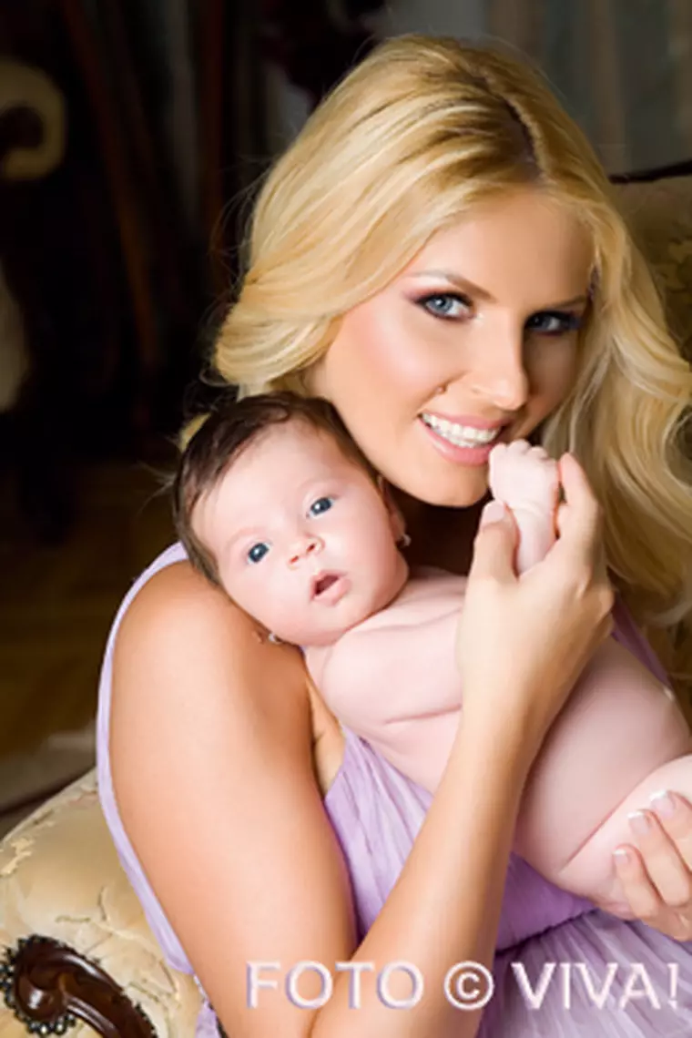 Andreea Banica, Sofia