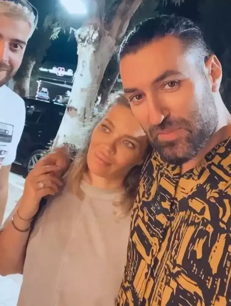 smiley-declaratie-de-dragoste-gina-pistol-1