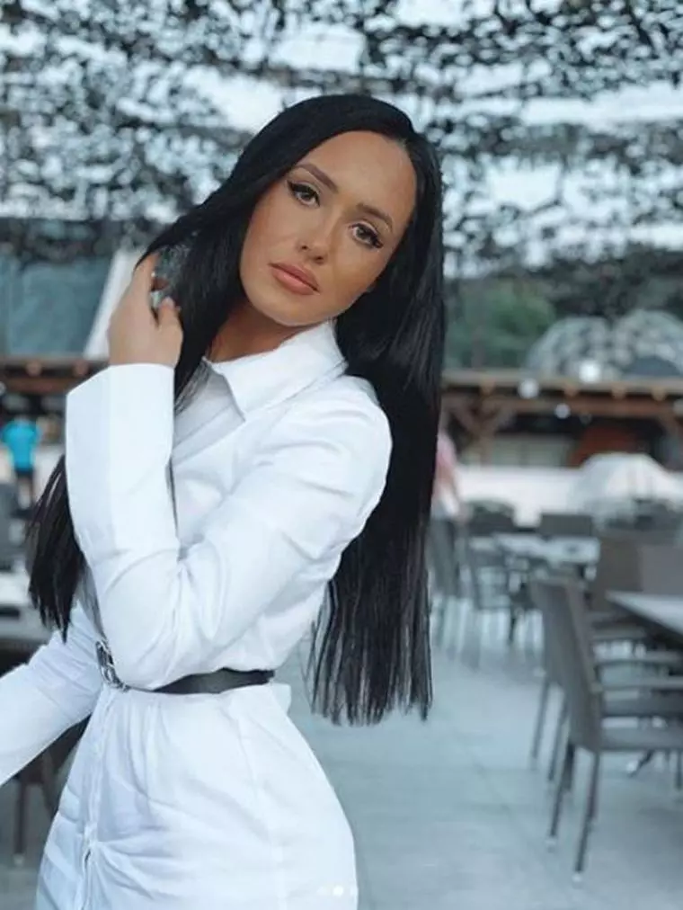 ella-puterea-dragostei-3-1