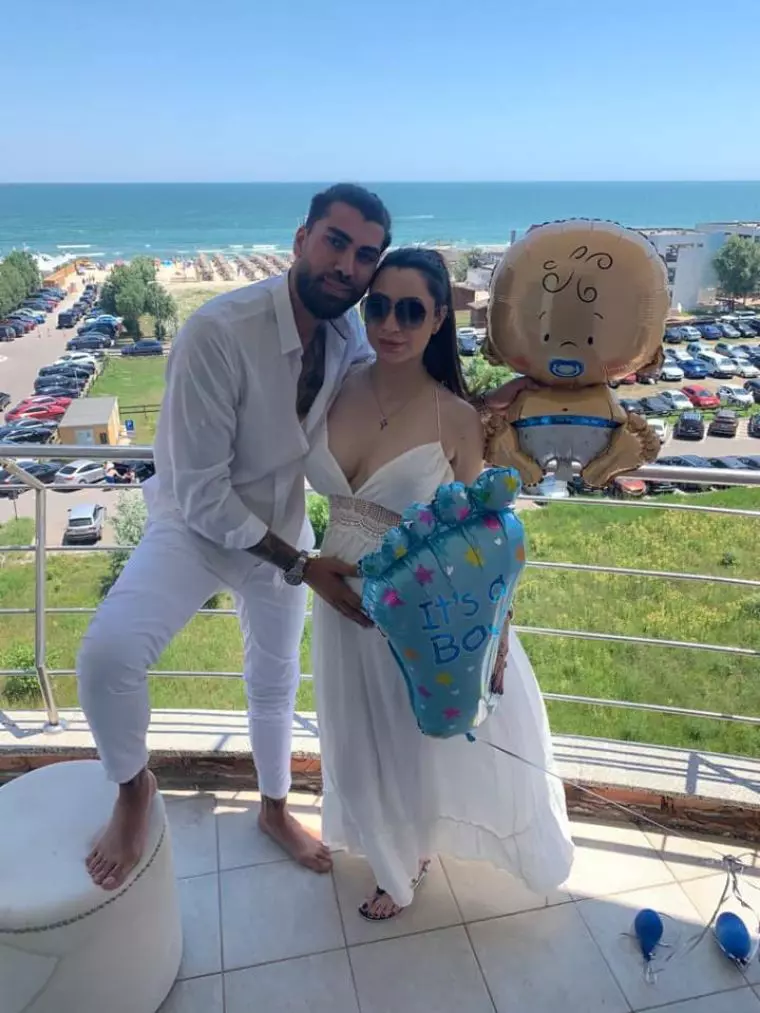 Bombo-Pastramă-va-fi-tătic-1