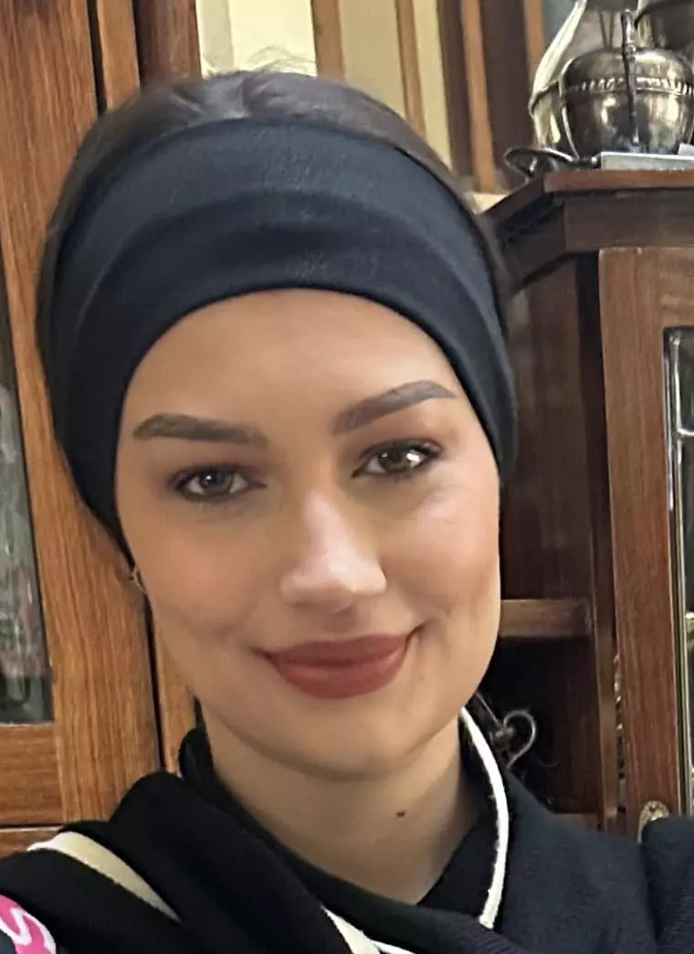 adriana trandafir 543