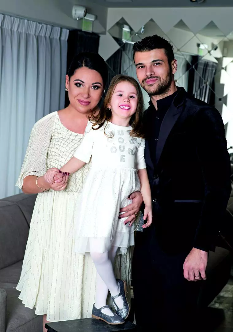 oana-roman-_i-familia-2