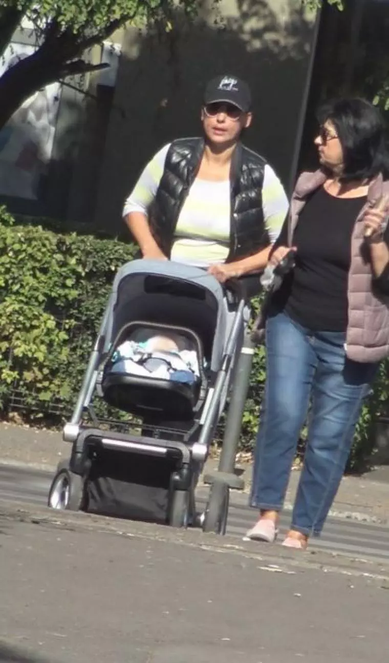 Lavinia Parva si micutul Alexandru 2