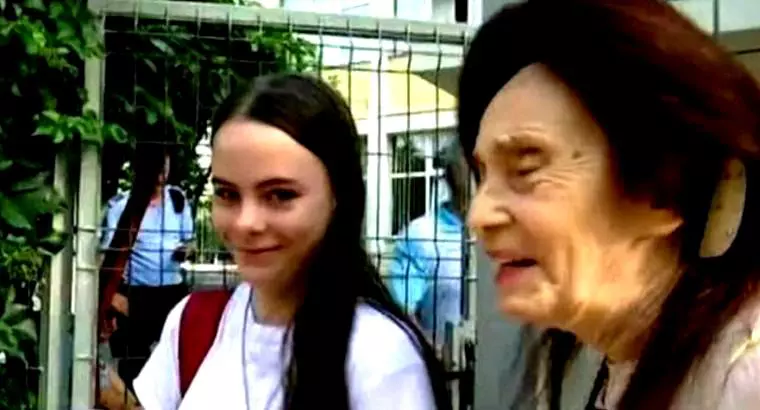 Fiica-adriana-iliescu-1