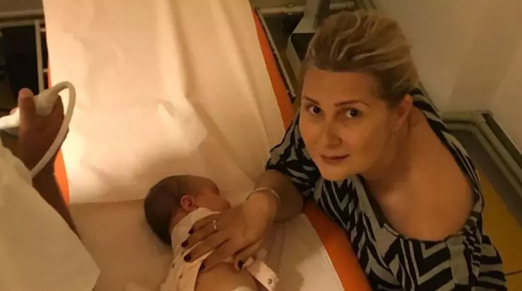 Alessandra Stoicescu a născut acum o lună