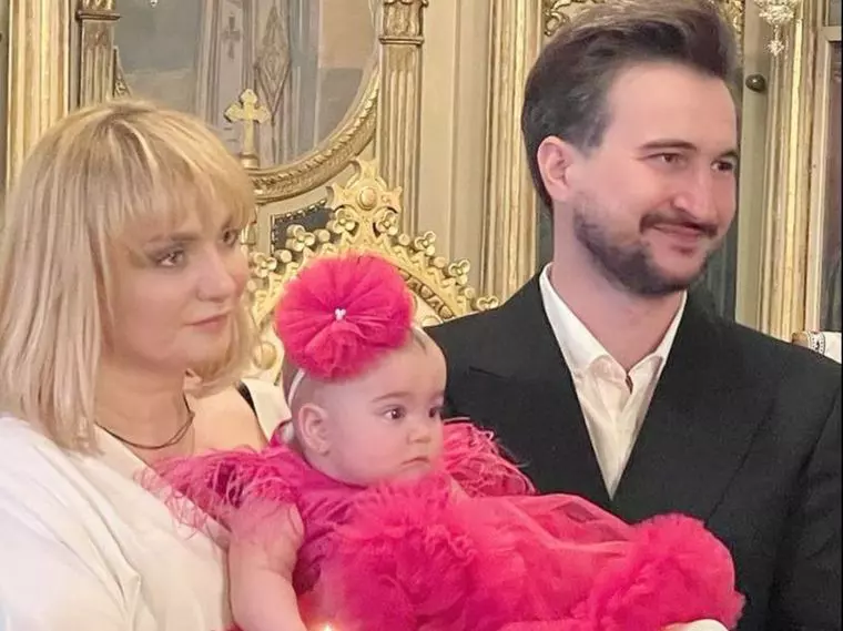 4cf9e6eb-c441-4c52-b2d2-404b59e1af26-crop-1653912090