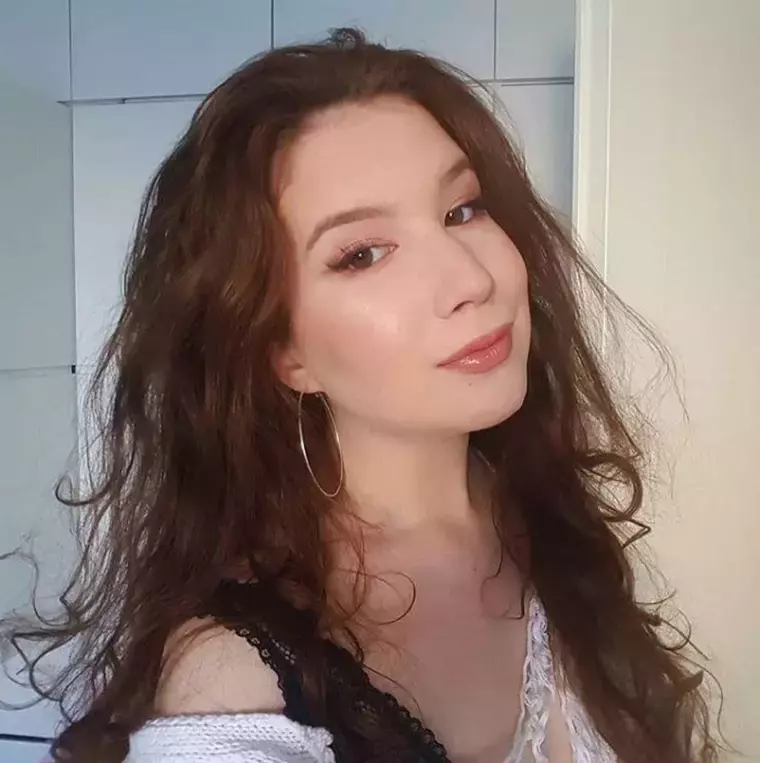 Narcisa-suciu-fiica-daria