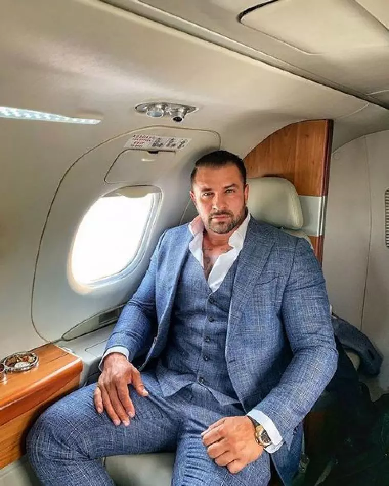 70631909_2627337693979152_4104334927753904128_n-1