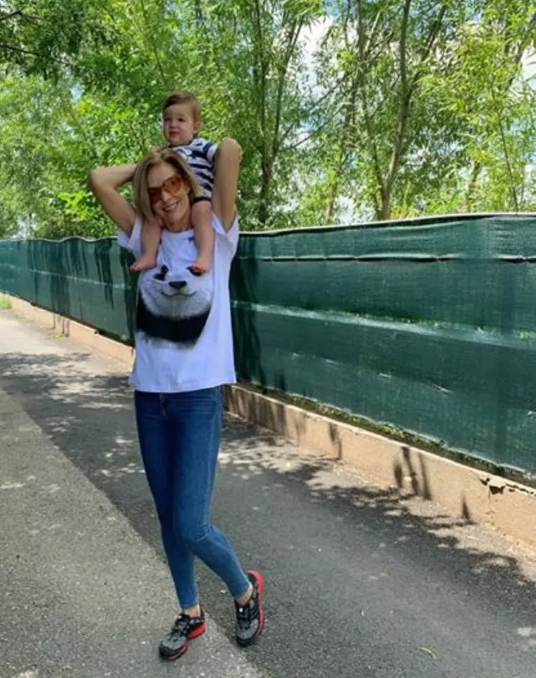 Cezar Ioan, băieţelul Roxanei Ciuhulescu, va împlini un an pe 12 iulie