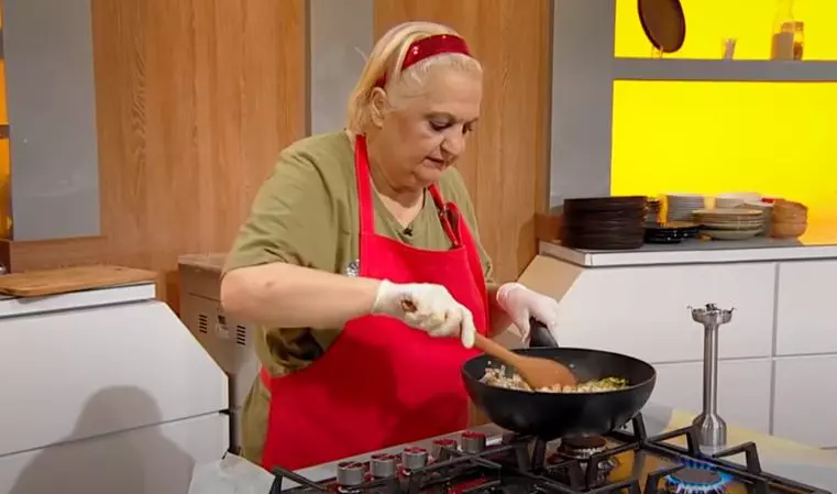 artist-ajutor-marinela-chelaru-1