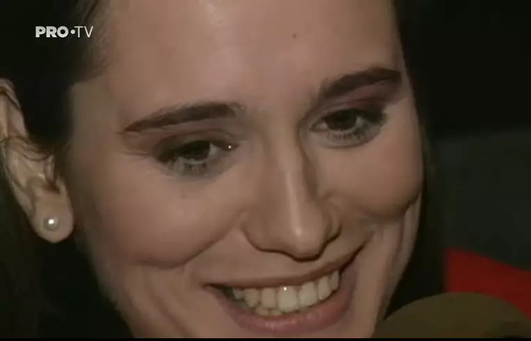 Andreea Esca, poze de colectie Pro TV (12)