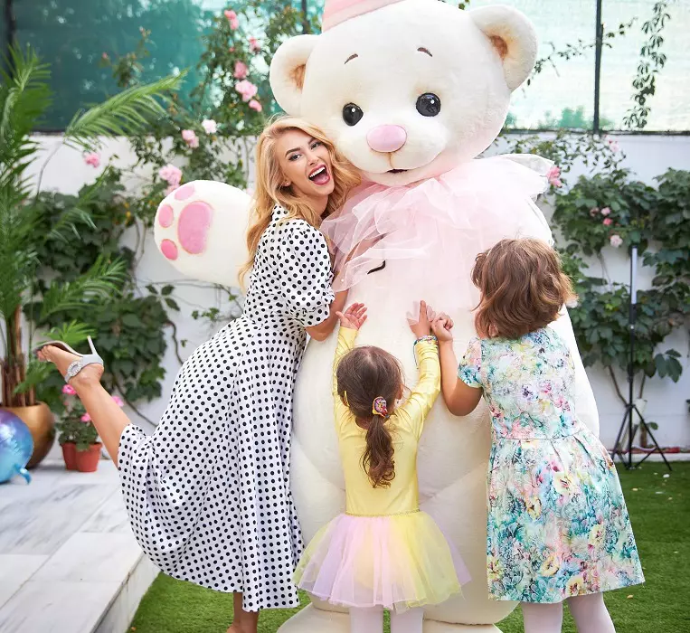 Ella Maya a împlinit 6 ani. Ce surprize i-a făcut Andreea Bălan fetei cele mari