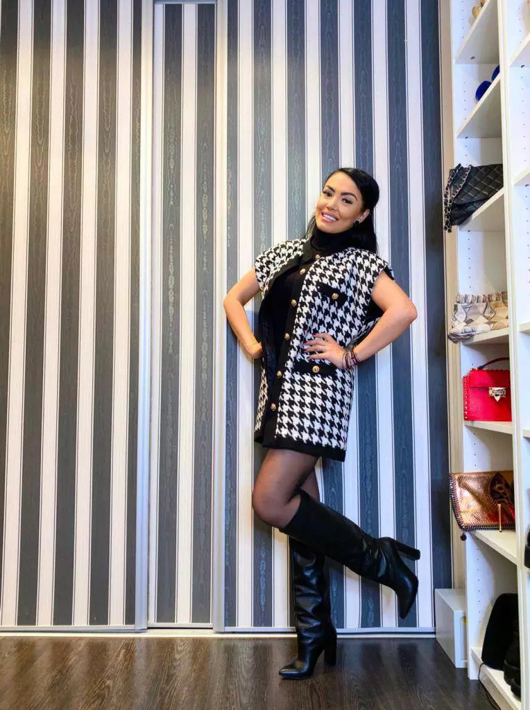 Andreea-Mantea-8-1-764x1024