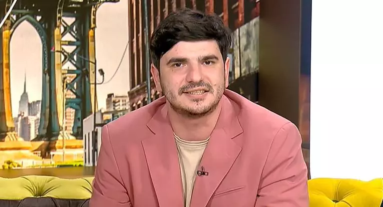 alex-bogdan-declaratie-de-dragoste-in-direct-cine-este-si-cum-arata-iubita-celebrului-actor-de-comedie_3_size19