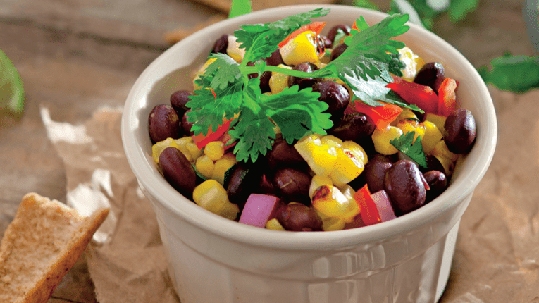 Salata de fasole neagra