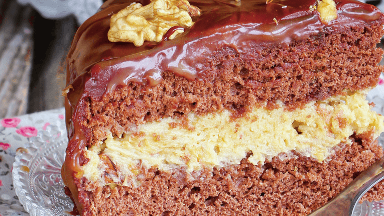 Tort de ciocolata cu nuci