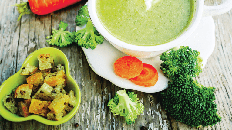 Supa cu broccoli si conopida