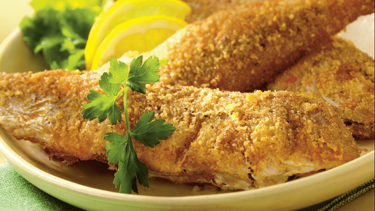 Peste cu sos picant de rosii