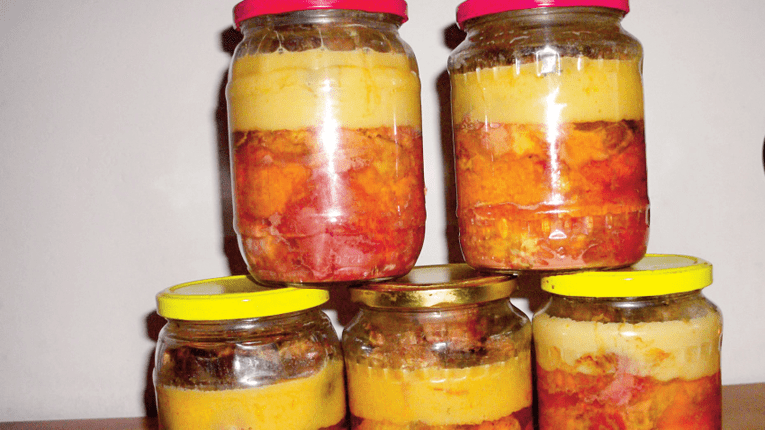 Conserva de carne la borcan