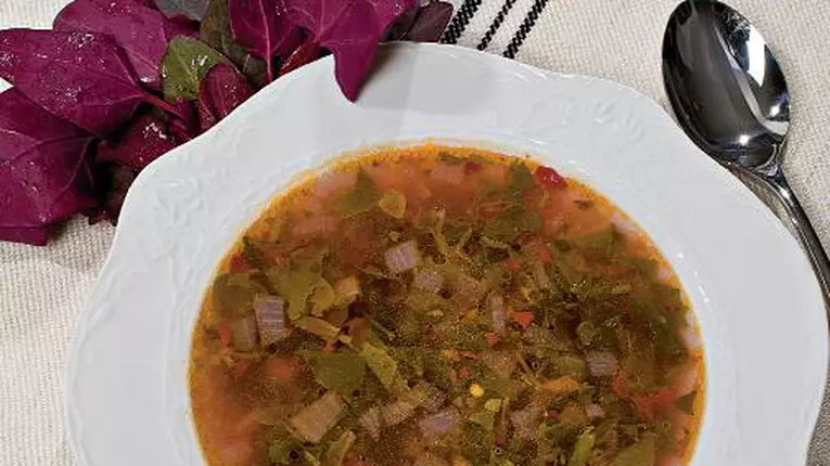 Borș de lobodă roșie de la Dersca