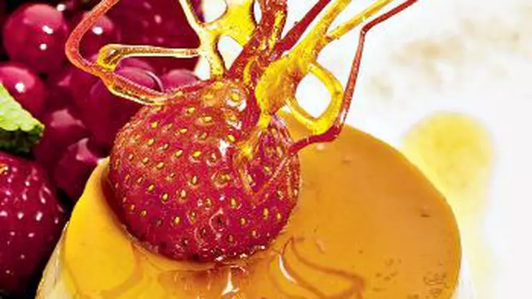 Cremă caramel cu fructe de pădure